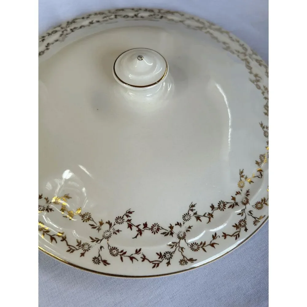 Vintage Royal China 22-K-Gold Serving Bowl with Lid & Handles Cream/Gold Colored